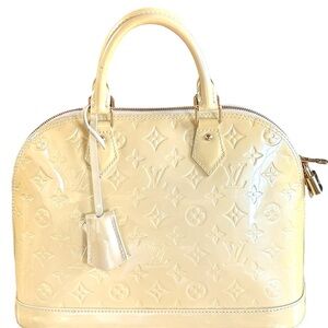 Authentic Louis Vuitton Alma Pm